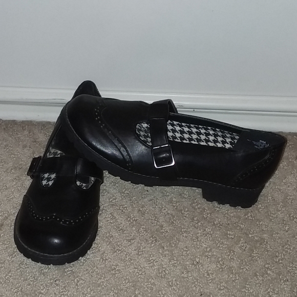 Arizona Jean Company Shoes - Mary Jane style synthetic leather shoes